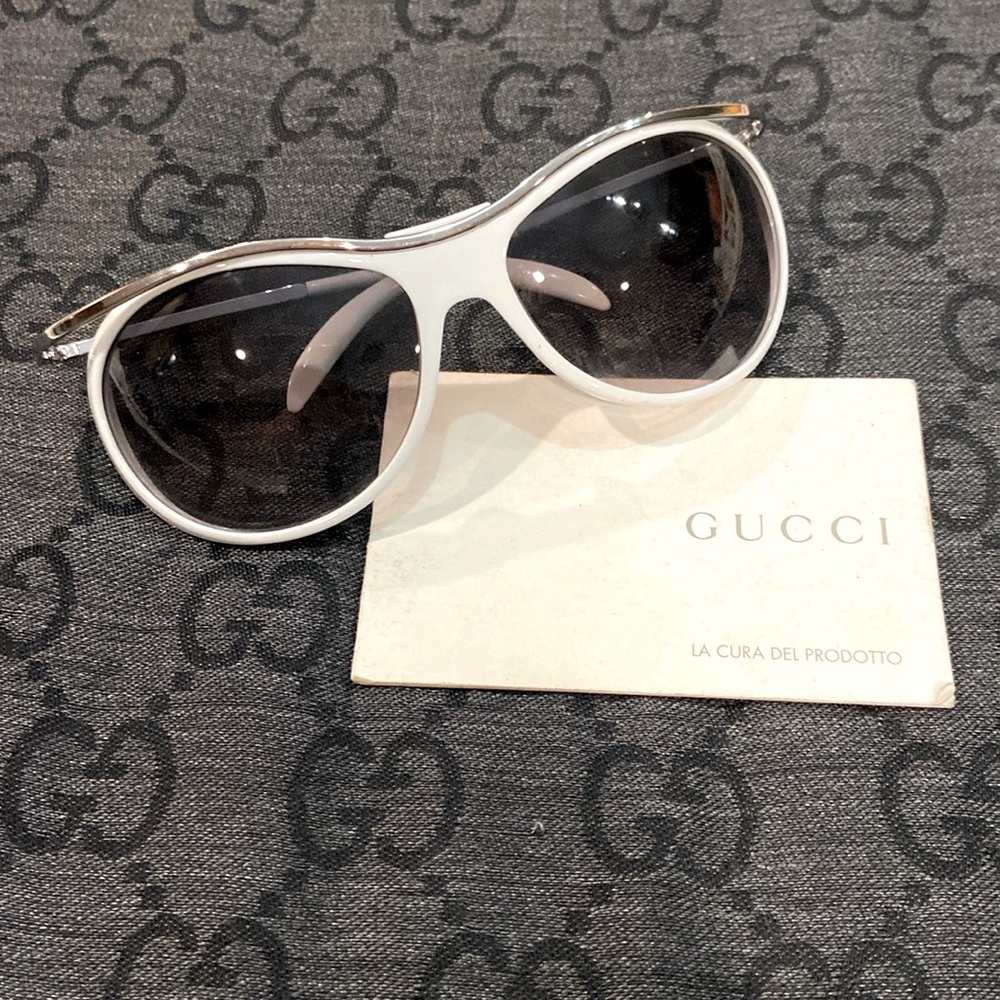 AUTHENTIC GUCCI fabulous sunglasses